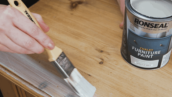 Film Preview - Chalky furniture paint top tip